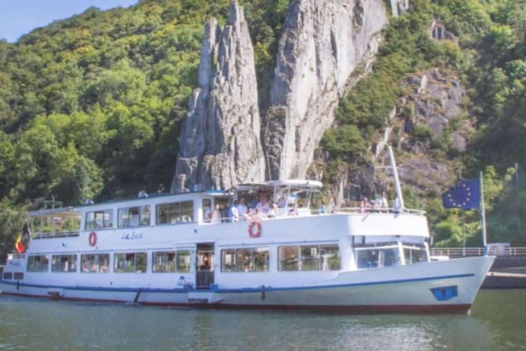 Laissez-Vous Enchanter Par La Vallee De La Meuse Hastiere-par-dela Exterior foto